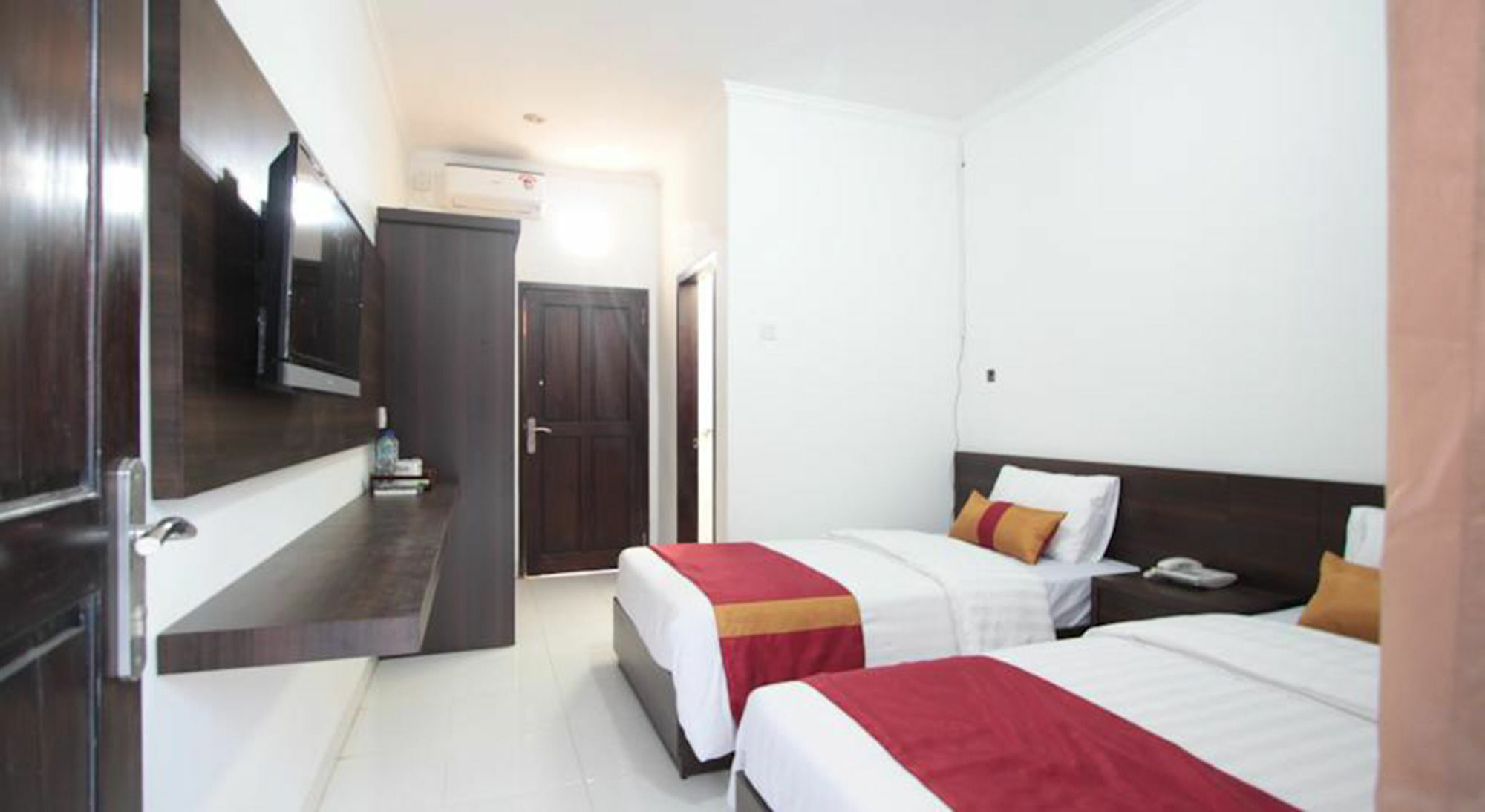 Bakung Sunset Hotel Kuta Lombok Buitenkant foto