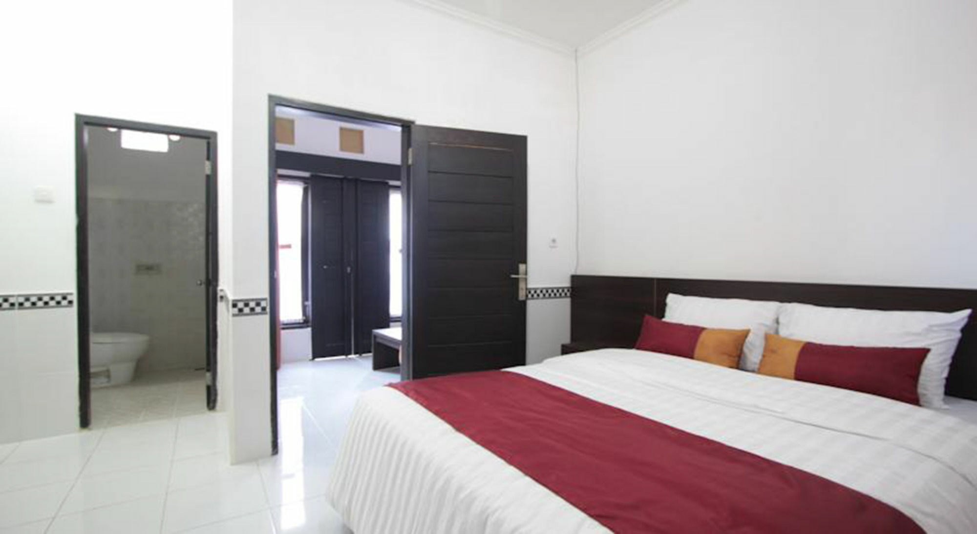 Bakung Sunset Hotel Kuta Lombok Buitenkant foto