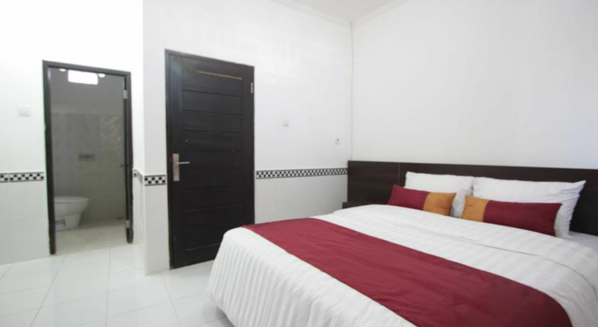 Bakung Sunset Hotel Kuta Lombok Buitenkant foto